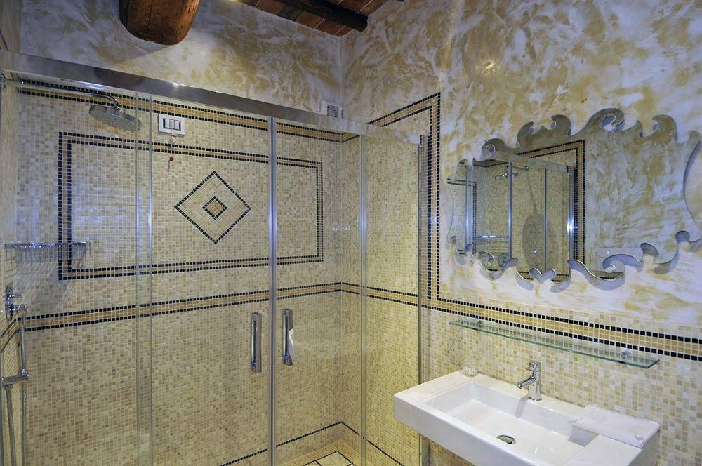 ホテル Antica Residenza Dell'Angelo ルッカ エクステリア 写真