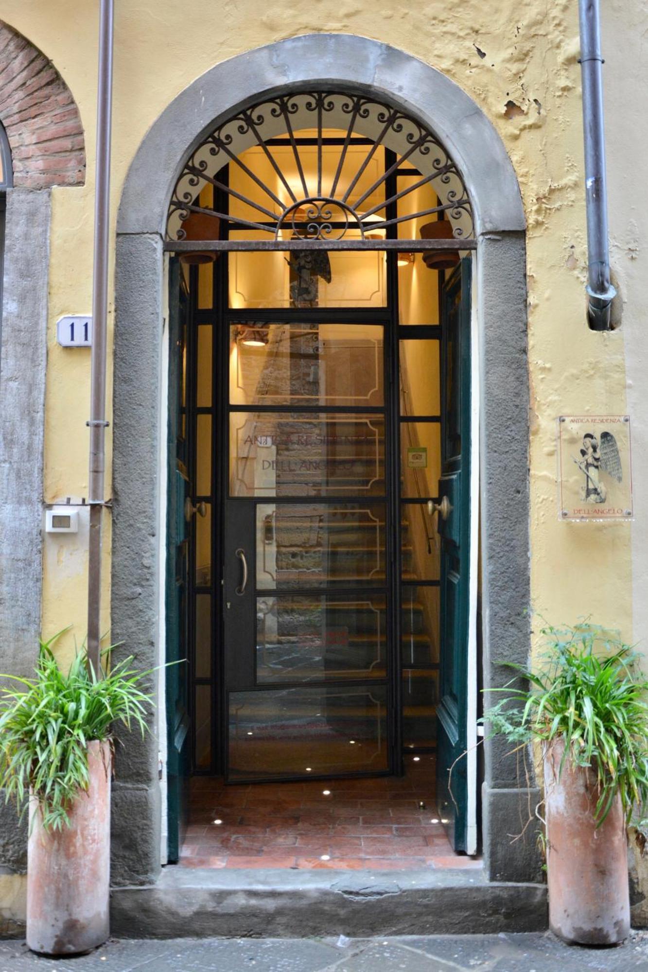 ホテル Antica Residenza Dell'Angelo ルッカ エクステリア 写真
