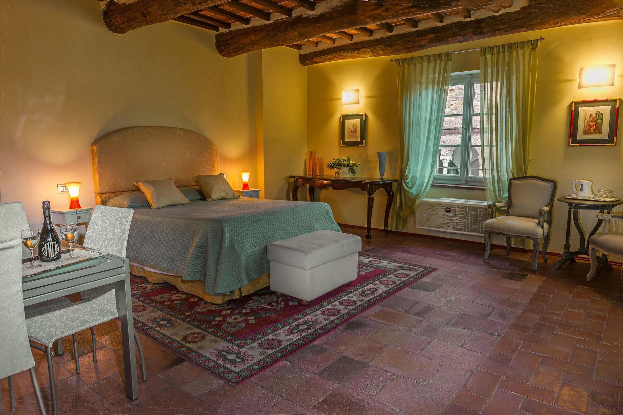 ホテル Antica Residenza Dell'Angelo ルッカ エクステリア 写真
